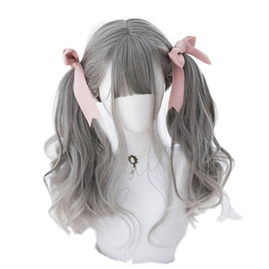 "LIGHT GRAY" WAVEY WIG