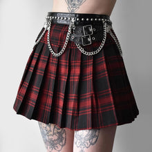 "RED PLAID" BUCKLE SKIRT